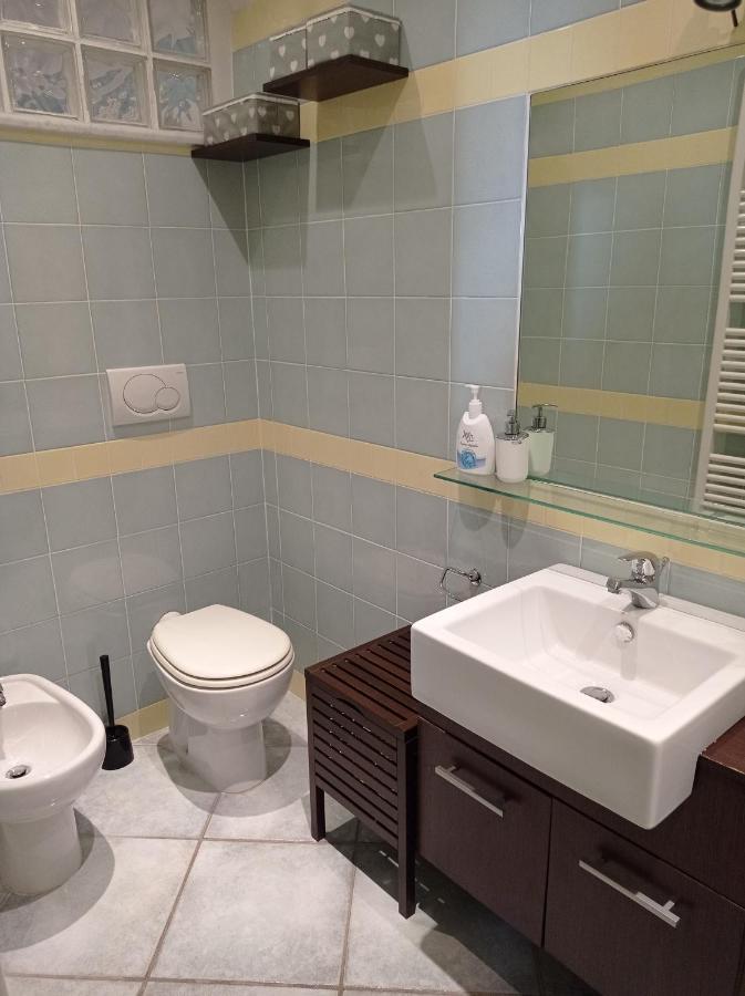 Casa Baia Azzurra Apartment Bergeggi Bagian luar foto